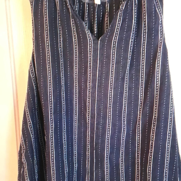 Plus size woman Time and Tru Ruffle Neck Linen Blend Top - Picture 1 of 2